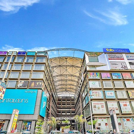 FabHotel Parkland A Ahmedabad Buitenkant foto